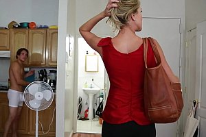 另类日韩孕交喷奶